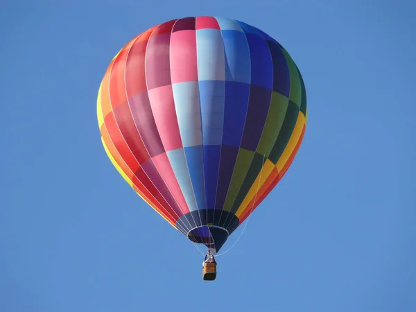 Sıcak Hava Balonu Hava Ulaşımı — Stok fotoğraf