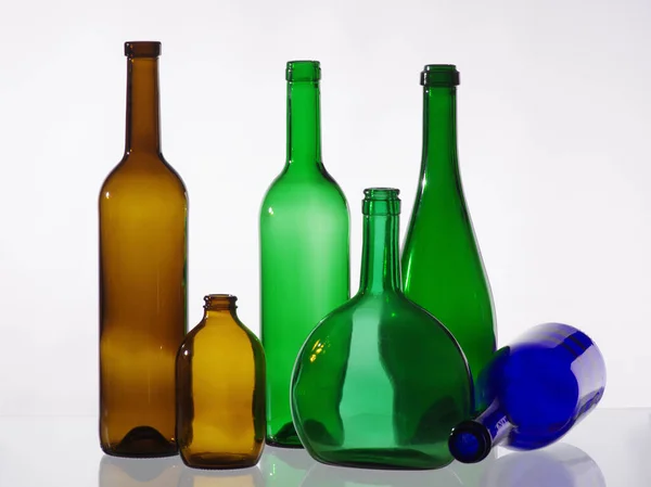 Vinho Garrafas Vidro Coloridas — Fotografia de Stock