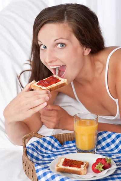 Happy Woman Eating Toast Homemade Breakfast — Stock fotografie