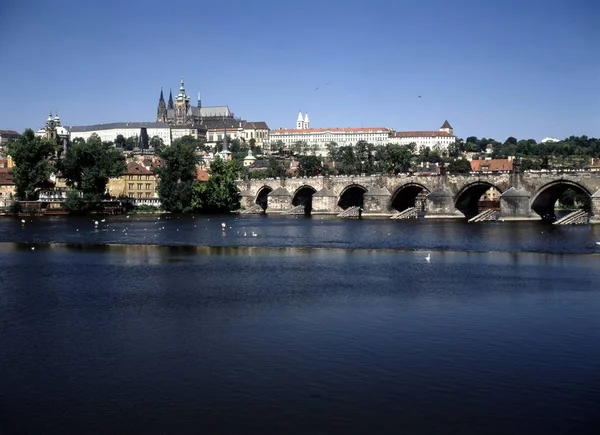 Vista Rio Vltava Castelo Praga Com Ponte Charles Praga República — Fotografia de Stock