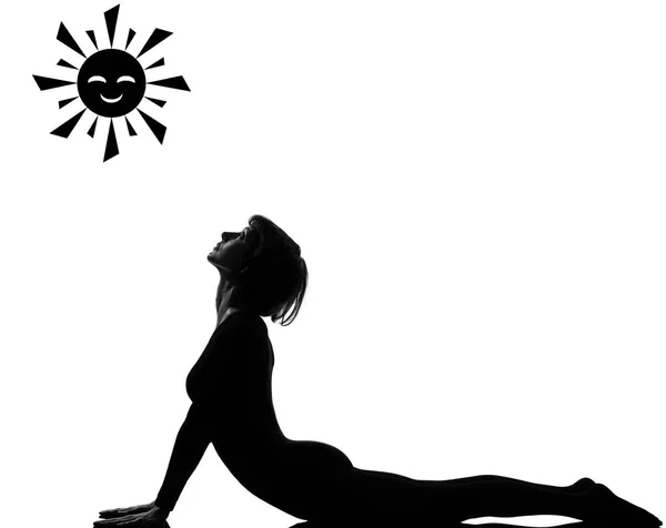 Donna Sole Saluto Yoga Surya Namaskar Postura Posizione Silouhette Sfondo — Foto Stock