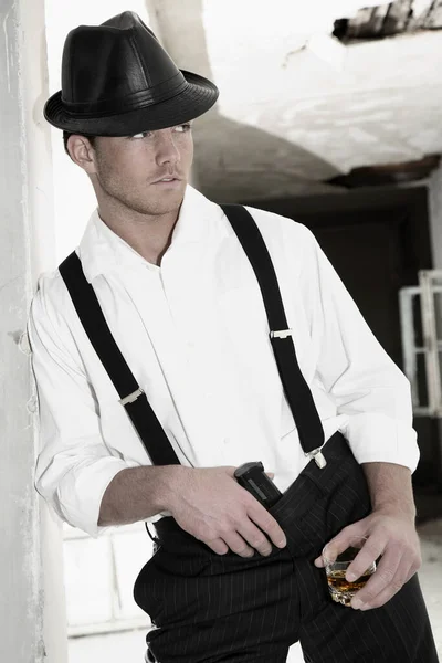 Şapkalı Kravatlı Adam — Stok fotoğraf