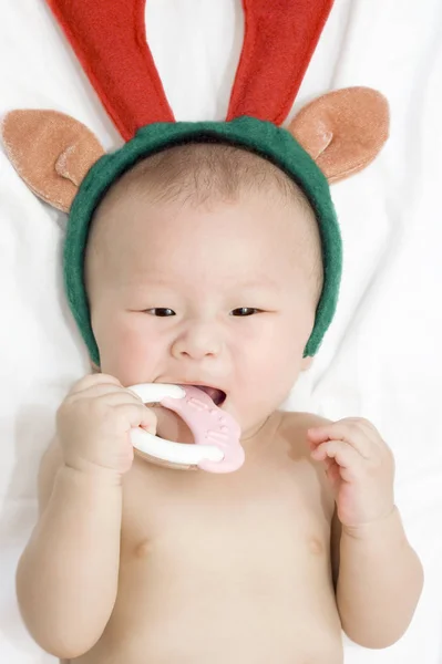 Bebé Asiático Con Cuerno Ciervo Cabeza —  Fotos de Stock