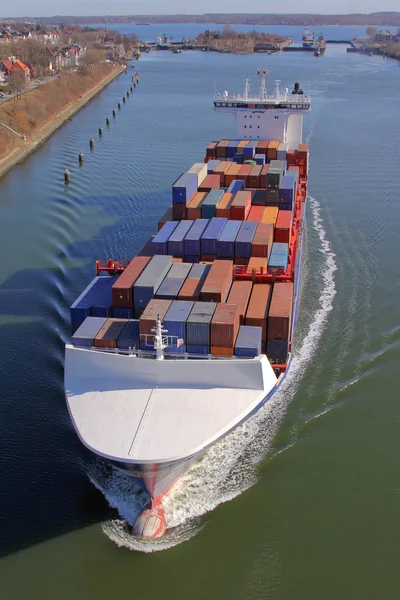 Containerschiff Auf Dem Kiel Kanal — Stockfoto