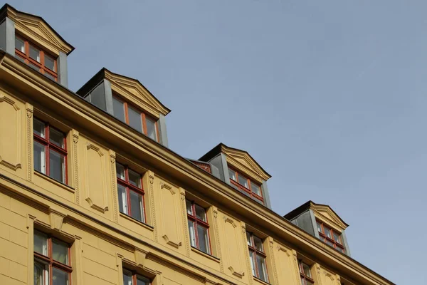 Detailed View Old Apartment Building Berlin — 图库照片