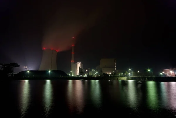 Foto Muestra Una Planta Carbón Por Noche —  Fotos de Stock