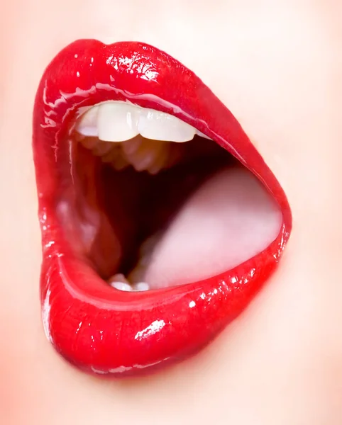 Afbeelding Van Een Close Van Provocerende Sensuele Vrouwelijke Lippen — Stockfoto