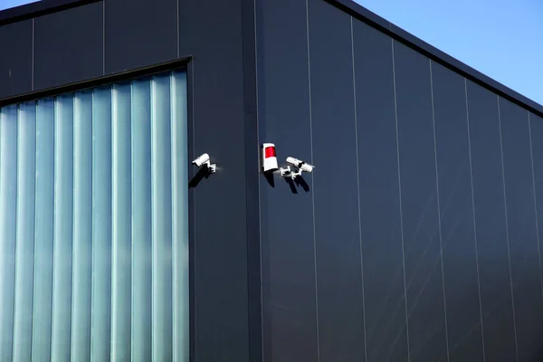 Câmera Vigilância Sistema Alarme Edifício Vertical — Fotografia de Stock
