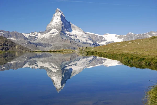 Lac Montagne Dans Les Alpes Suisses — Photo