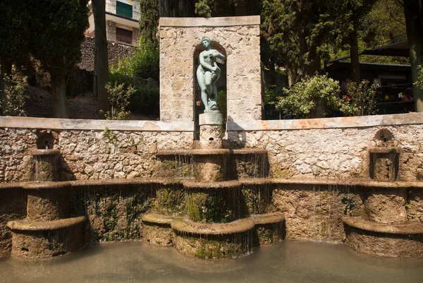 Fontaine Gardone Sur Les Rives Lac Garde Italie — Photo