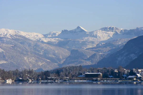 Wolfgangsee Winter Besneeuwde Bergen Oostenrijk — Stockfoto
