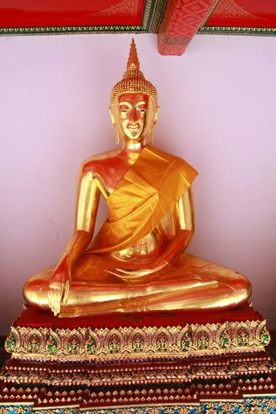 Estatua Buda Wat Bangkok —  Fotos de Stock