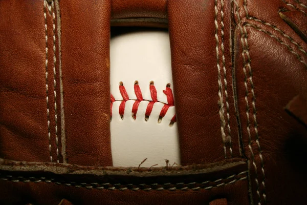 Nahaufnahme Eines Baseballs Handschuh — Stockfoto