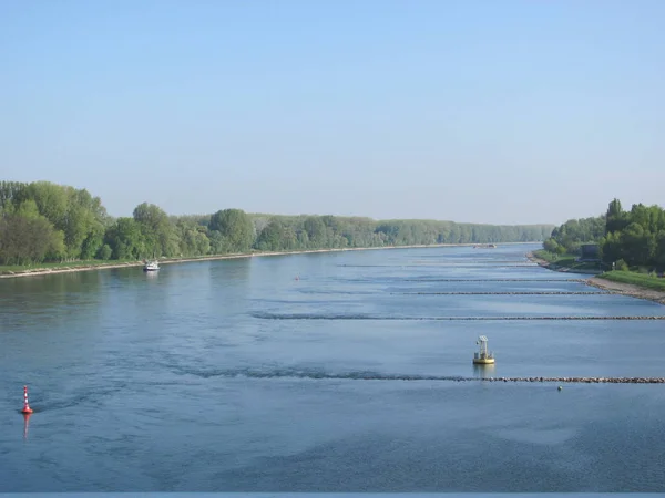 Boat River — Stock Photo, Image