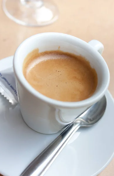 Белая Чашка Кофе Эспрессо Стакан Воды — стоковое фото