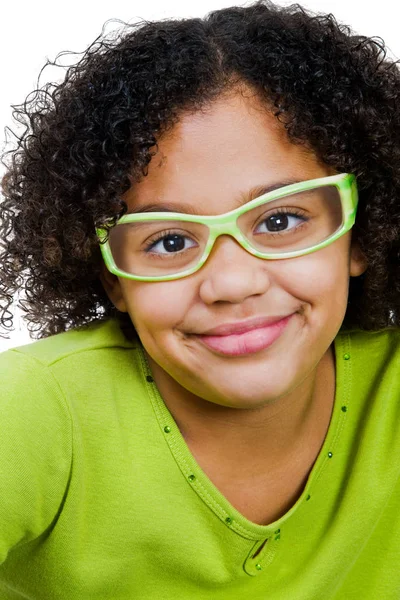 Retrato Uma Menina Vestindo Óculos Posando Isolado Sobre Branco — Fotografia de Stock