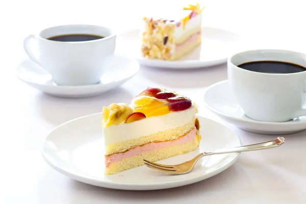 Sahnetorte Mit Trauben Orange Und Banane — Stockfoto