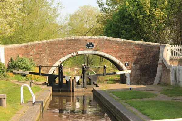 Tour Mit Dem Kanalboot — Stockfoto