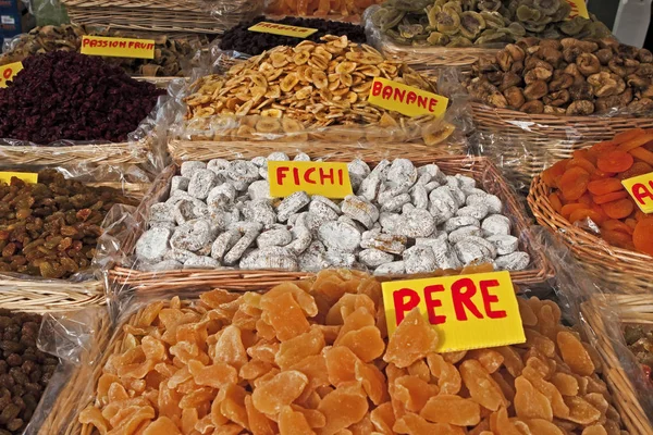 Suszone Owoce Włoskim Rynku — Zdjęcie stockowe