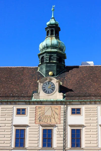 Güneş Saati Olan Mparatorluk Sarayı Kulesi Hofburg Viyana Avusturya — Stok fotoğraf