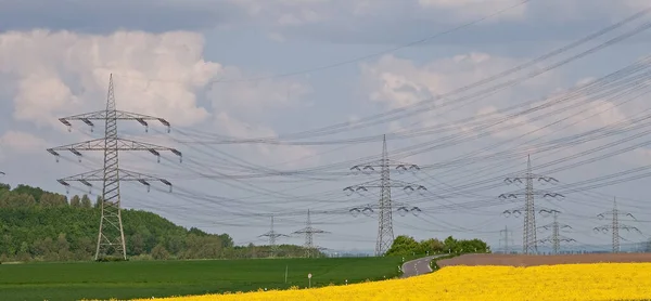 Kraftöverföringsledningar Elektrisk Effekt — Stockfoto