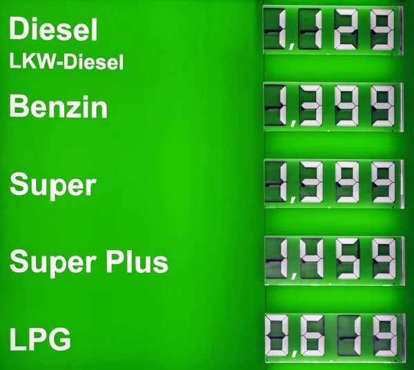 Benzin Árak Benzinkút Zöld — Stock Fotó