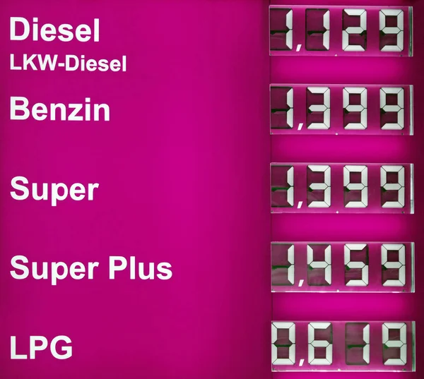 Benzin Árak Benzinkút Rózsaszín — Stock Fotó