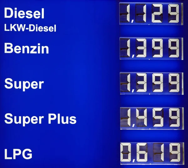 Gasolina Preços Posto Gasolina Azul Escuro — Fotografia de Stock