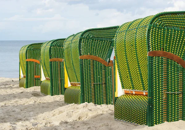 Strandstoelen Het Zonlicht Zonlicht Strandstoelen — Stockfoto