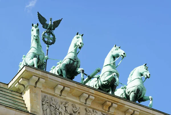 Квадрига Бранденбургские Ворота Берлин — стоковое фото
