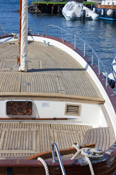 Närbild Fin Segelbåt Hamnen Capri — Stockfoto
