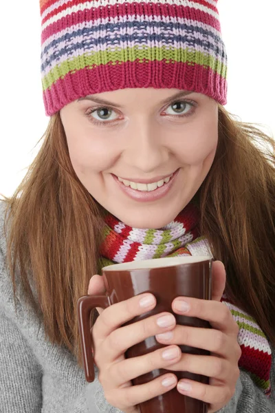 Jovem Mulher Chapéu Inverno Com Xícara Chocolate Quente Café Chá — Fotografia de Stock