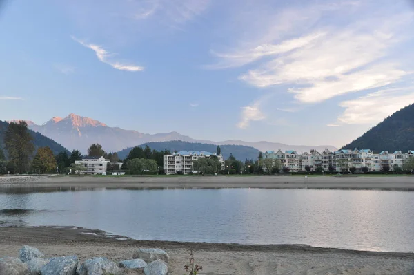 Beroemde Harrison Hot Springs Uitzicht Het Meer — Stockfoto