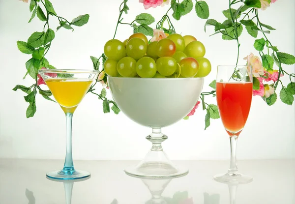 Cocktail Cup Fruit Tray Very Attractive Belong Them Handicraft — 图库照片