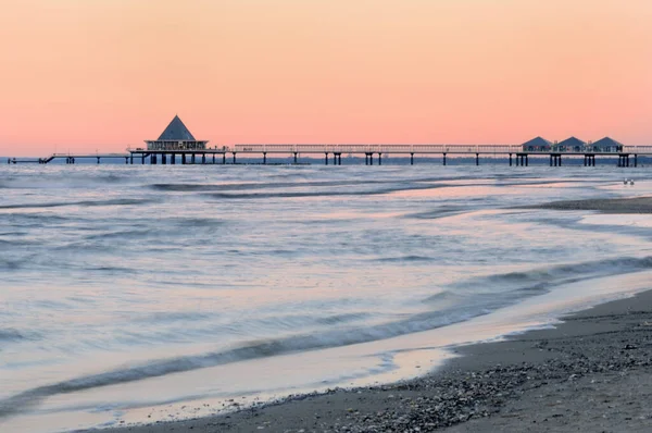 Blick Auf Eine Seebrücke Auf Usedom — Stockfoto