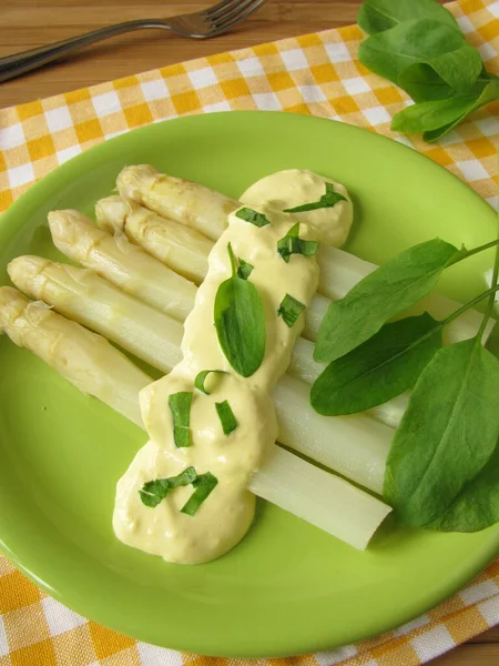 Asparagi Con Acetosa Olandese — Foto Stock