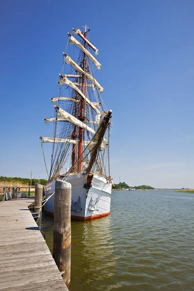 Segelfartyg Båt Vatten Vattenskotertransport — Stockfoto