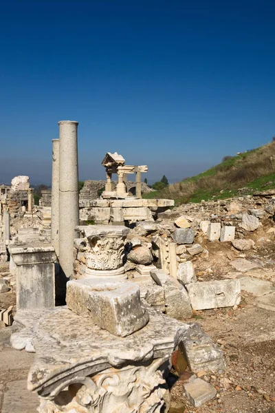 Ruinerna Efesus Kalkon Källa Trajan Bakgrunden — Stockfoto
