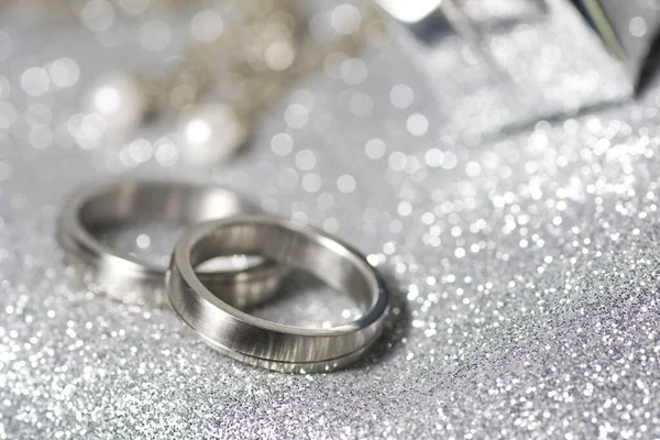 Bröllop Ringar Silver Lyx Och Glitter Bakgrund — Stockfoto