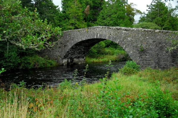 Skoçya Acharacle Sık Sık Eski Taş Köprüler Keşfedilir — Stok fotoğraf