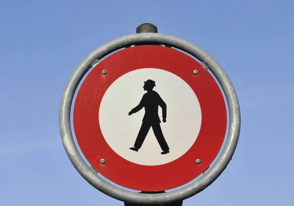歩行者標識なし — ストック写真