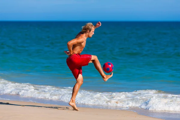 Man Beach Beach Football — Stock Photo, Image