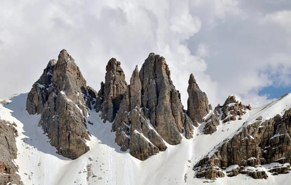 Vacker Utsikt Över Vacker Natur Bergslandskap — Stockfoto