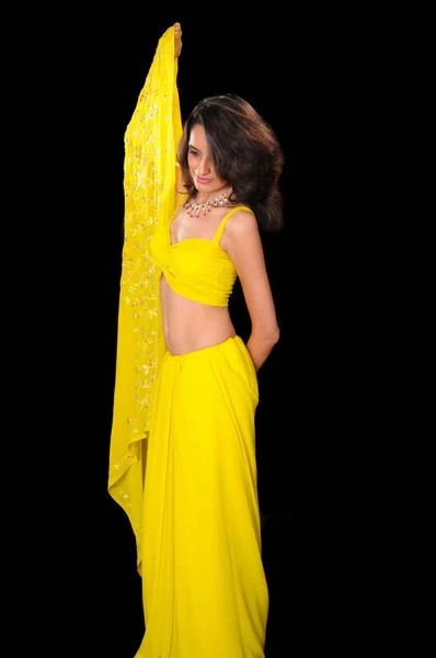 Menina Sexy Índia Vestindo Sari — Fotografia de Stock