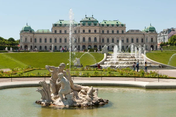 Belvedere Castle Landmark Vienna Fountains Water — Stock Photo, Image
