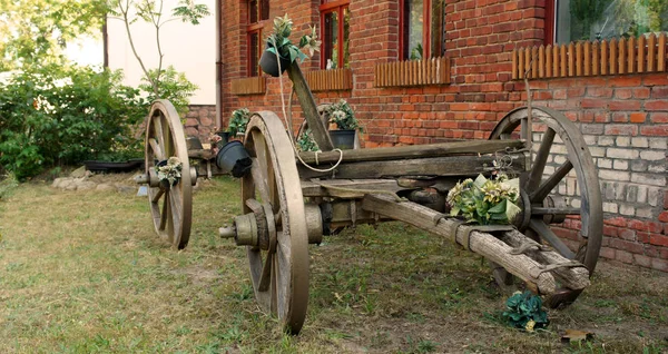 Vieux Chariot Bois Dans Jardin — Photo