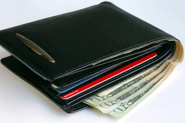 Uma Carteira Com Cerca Contas Vários Cartões Crédito — Fotografia de Stock