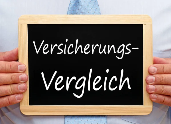 Zusammengesetztes Bild Einer Hand Die Eine Tafel Mit Text Hält — Stockfoto