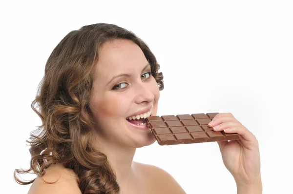 Jong Mooi Glimlachen Vrouw Eten Melk Chocolade Geïsoleerd Witte Achtergrond — Stockfoto