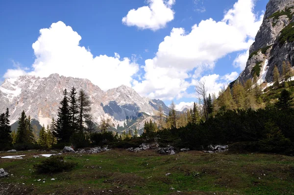 Görkemli Alp Manzarası Manzarası — Stok fotoğraf